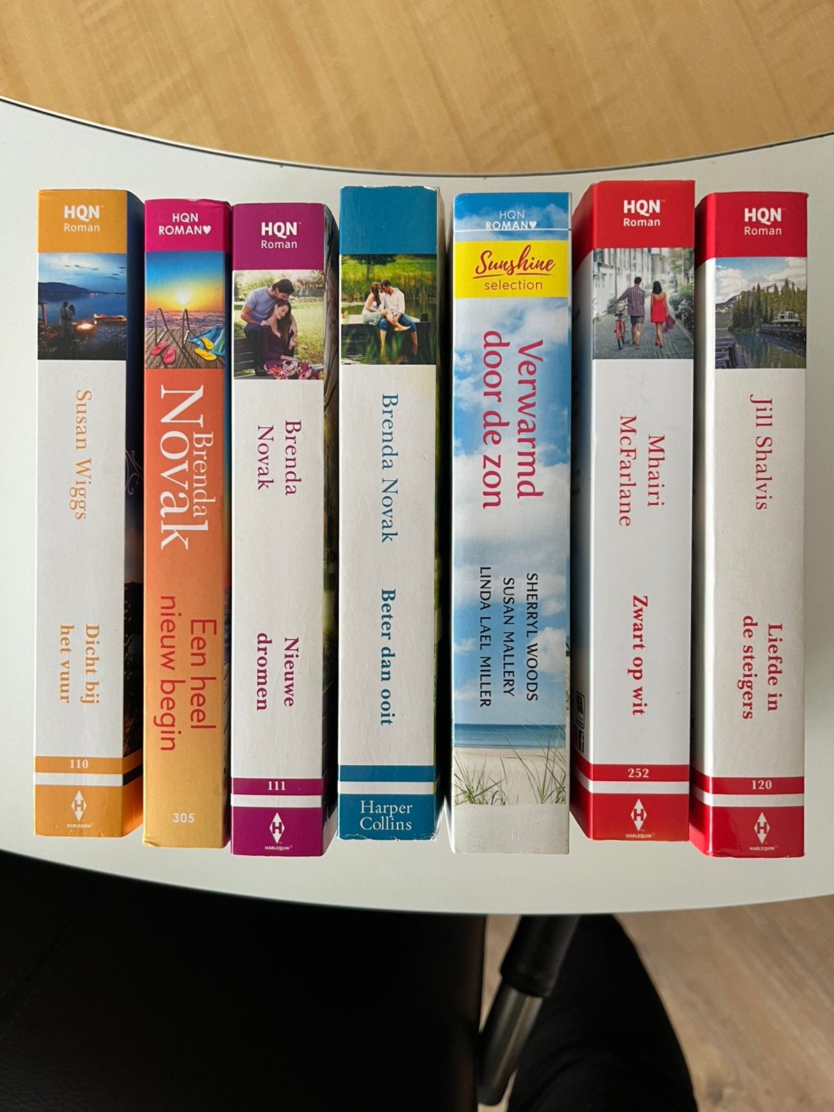 7 HQN Romans harlequin bouquetreeks, Ophalen of Verzenden, Zo goed als nieuw, Nederland