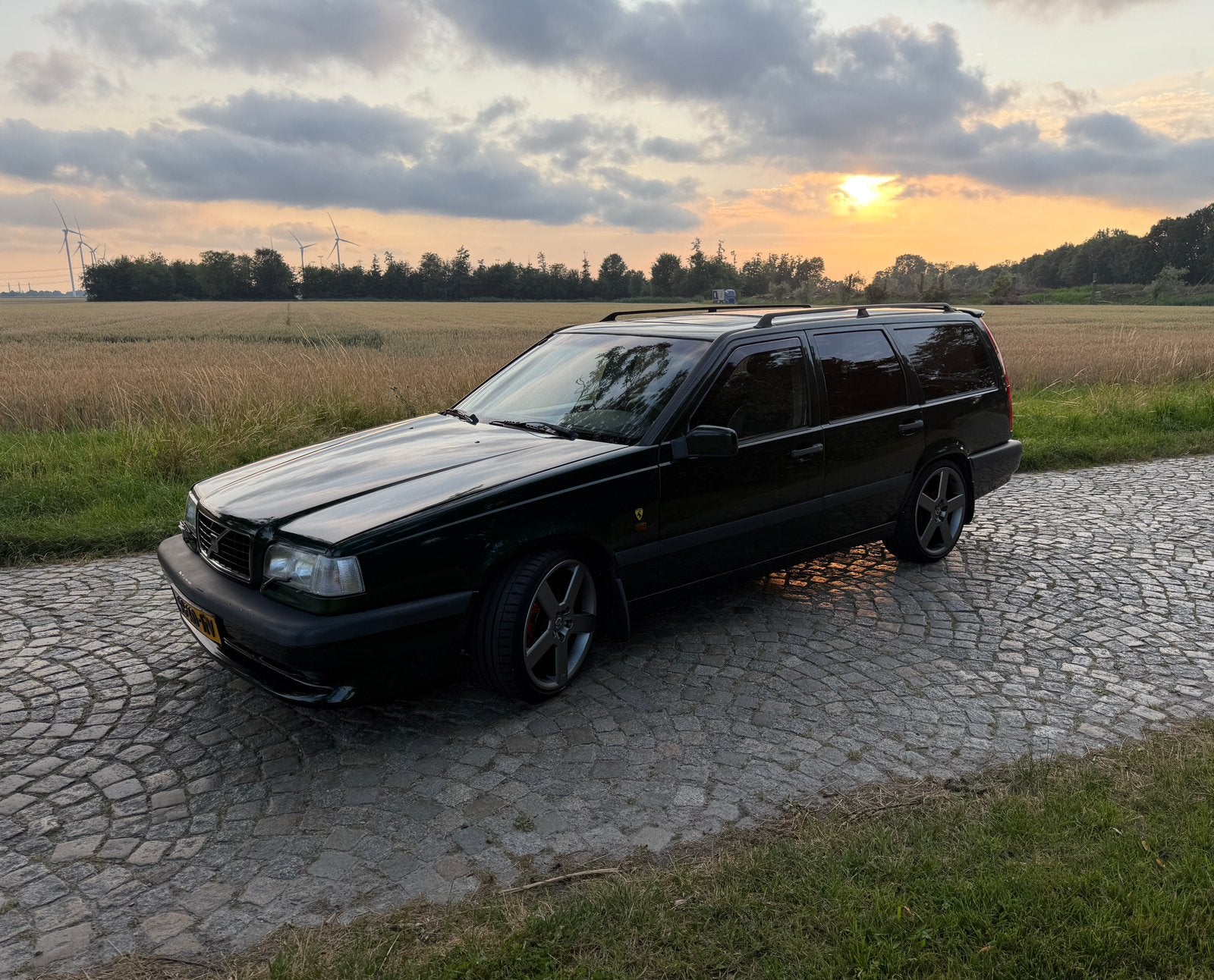 Volvo 850 2.3 R AUT 1996 Groen, foto 2