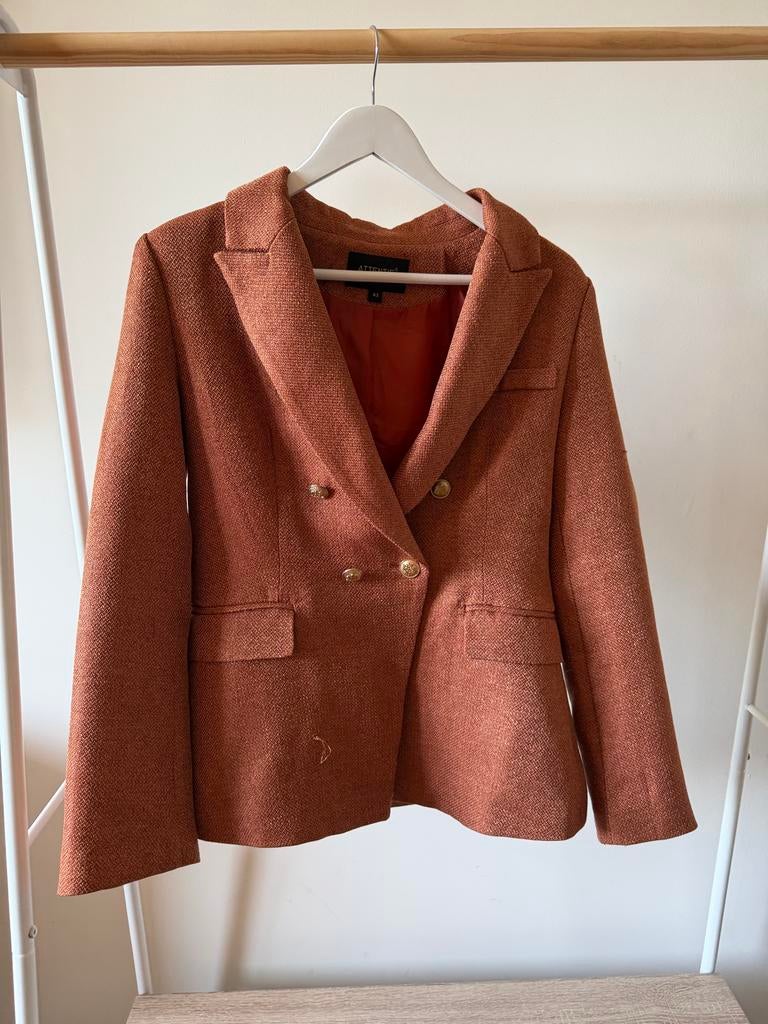 Attentif Blazer Maat 42 - Gedragen met klein defect, Bruin, Maat 42/44 (L), Ophalen of Verzenden, Jasje