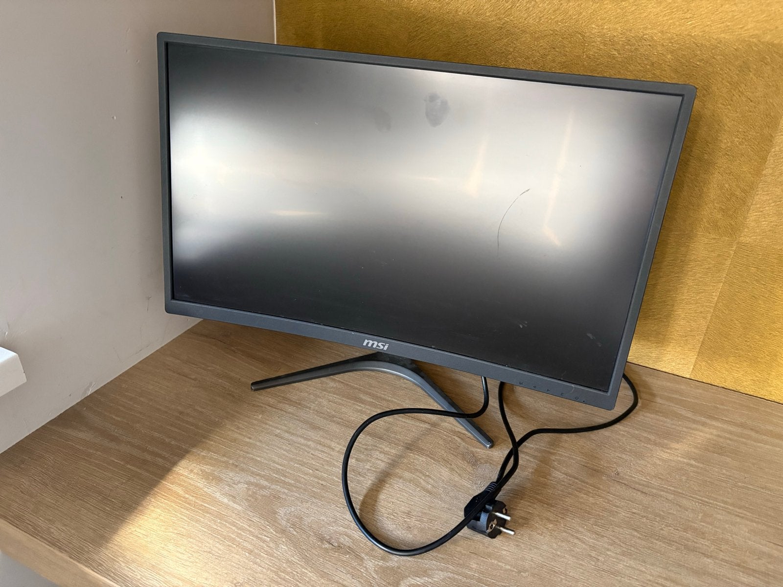 MSI Optix G241VC 24” Curved Gaming Monitor – 75Hz – Full HD, HDMI, Curved, VA, Full HD