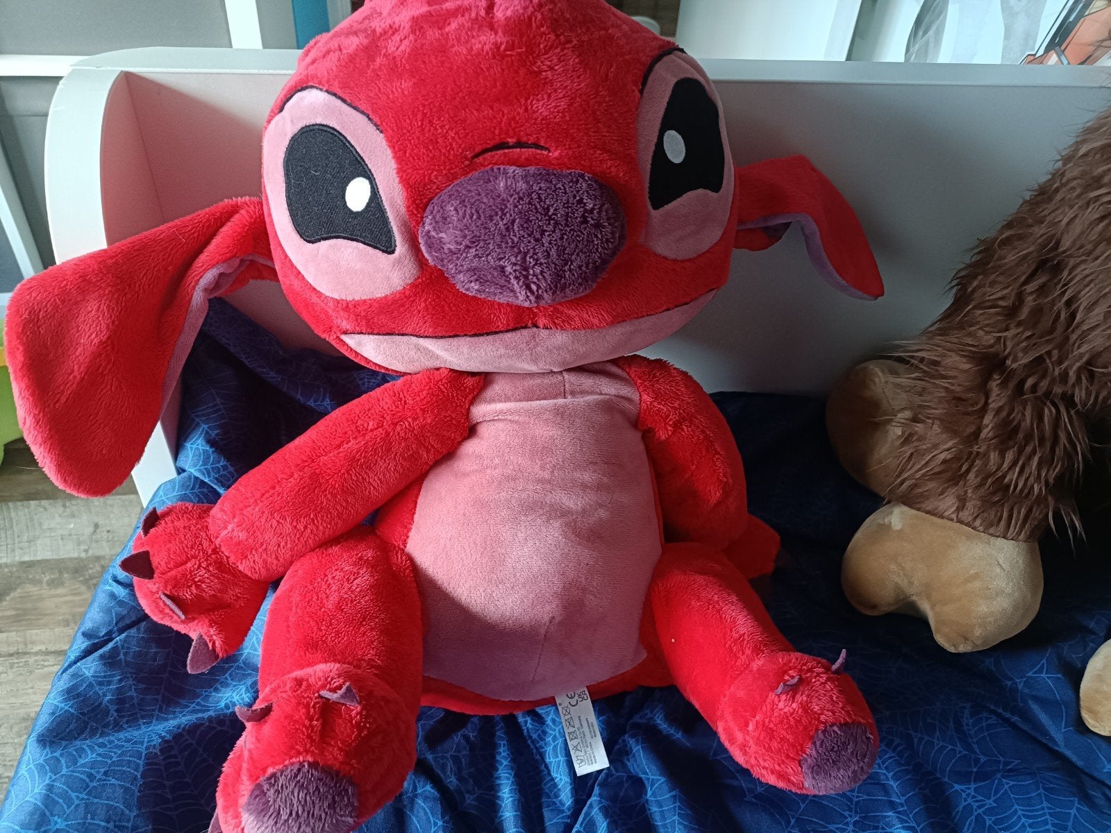 Grote rode Stitch knuffel - Zo goed als nieuw, Disney, Disney, Overige typen, Ophalen of Verzenden