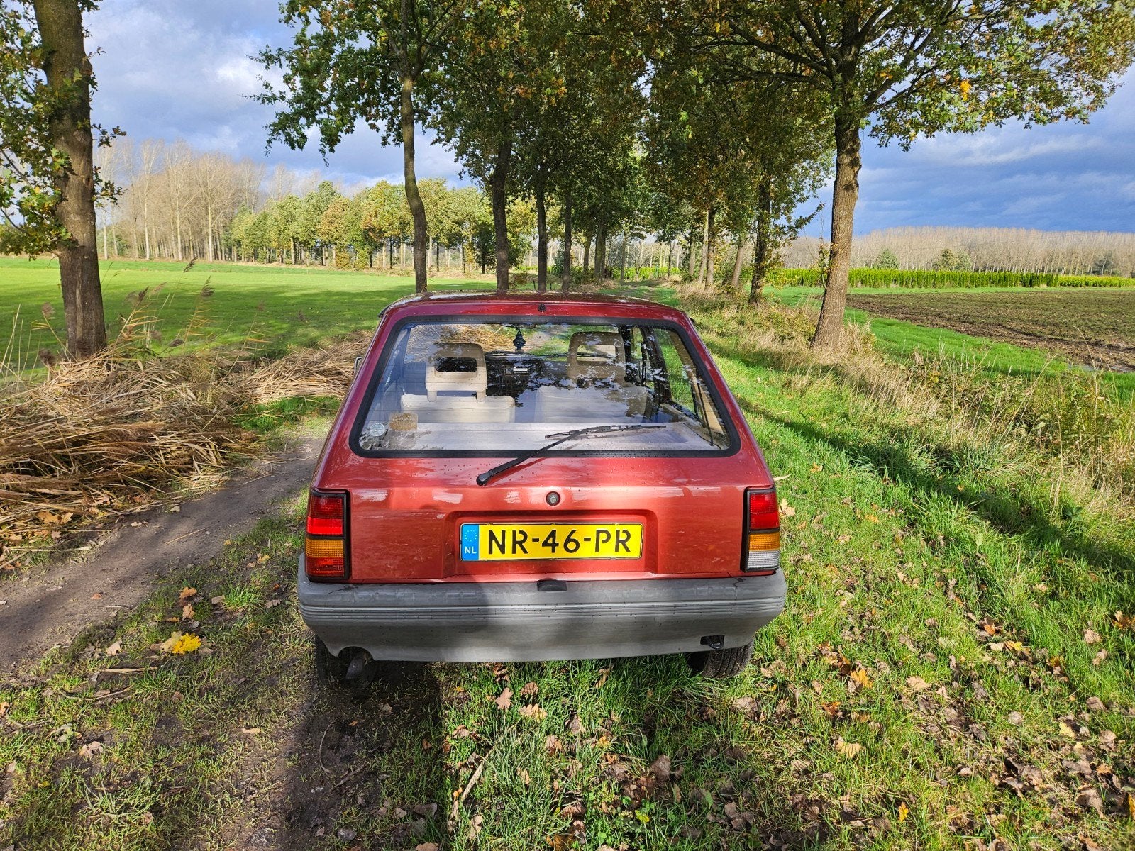 in prijs Verlaagd! Opel Corsa 1.2 LS 1985 Rood verz 120 p/j, foto 6