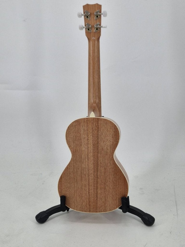 Cordoba 15TM Tenor Ukelele - Ocassion, Muziek en Instrumenten, Ukelele, Ophalen of Verzenden