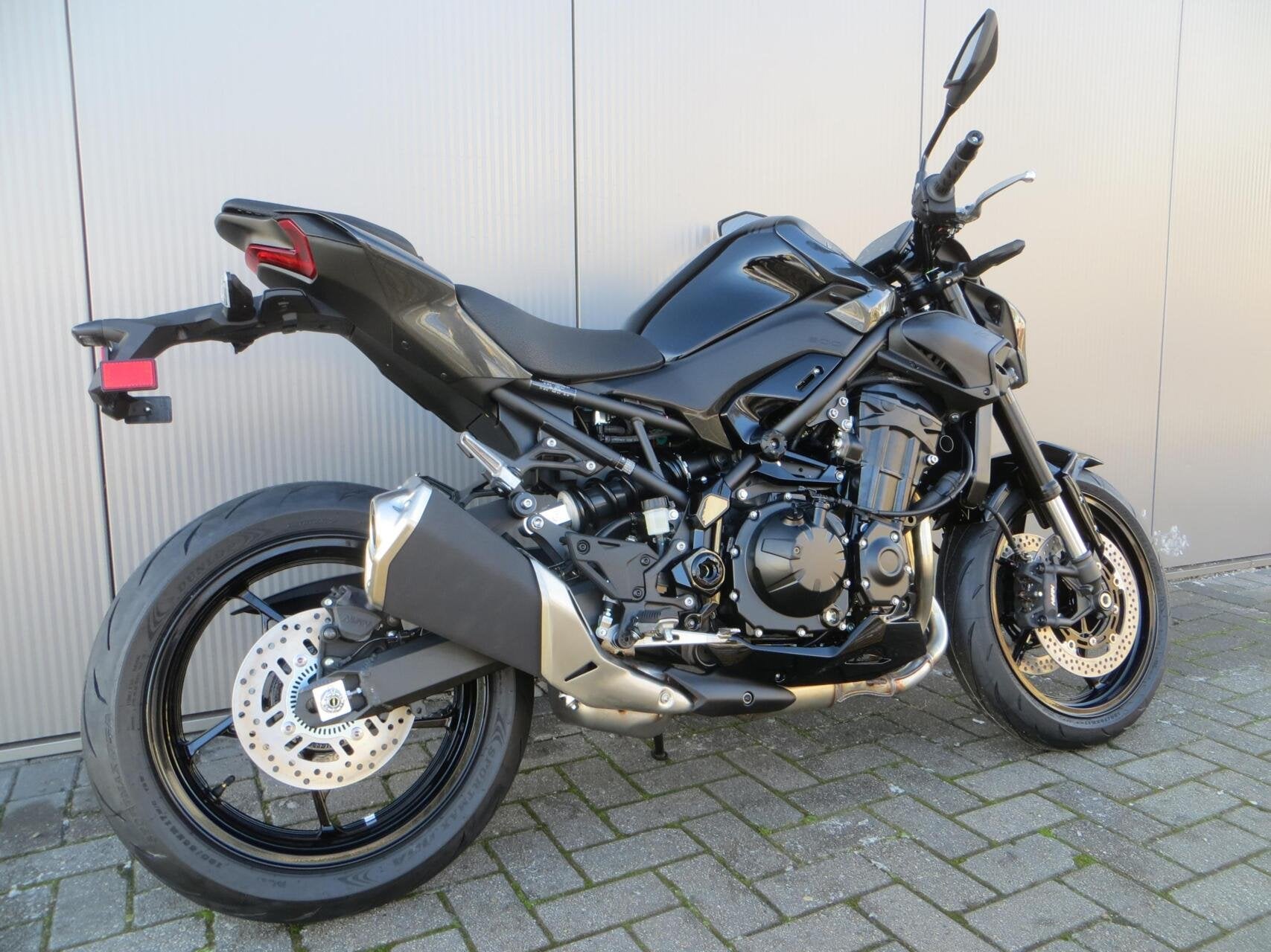 Kawasaki Z900, Motoren, 948 cc, Bedrijf, Traction Control, Meer dan 35 kW