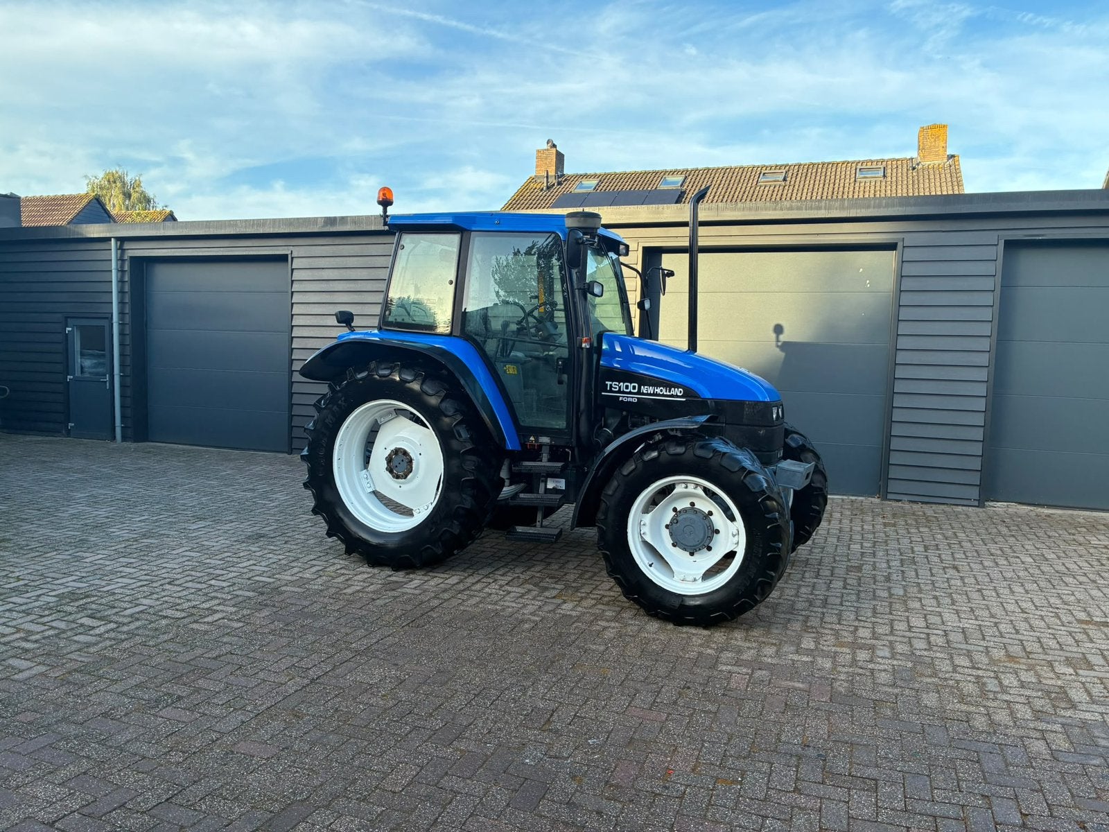 New Holland TS100 4WD (2003), Ophalen of Verzenden, Gebruikt, New Holland