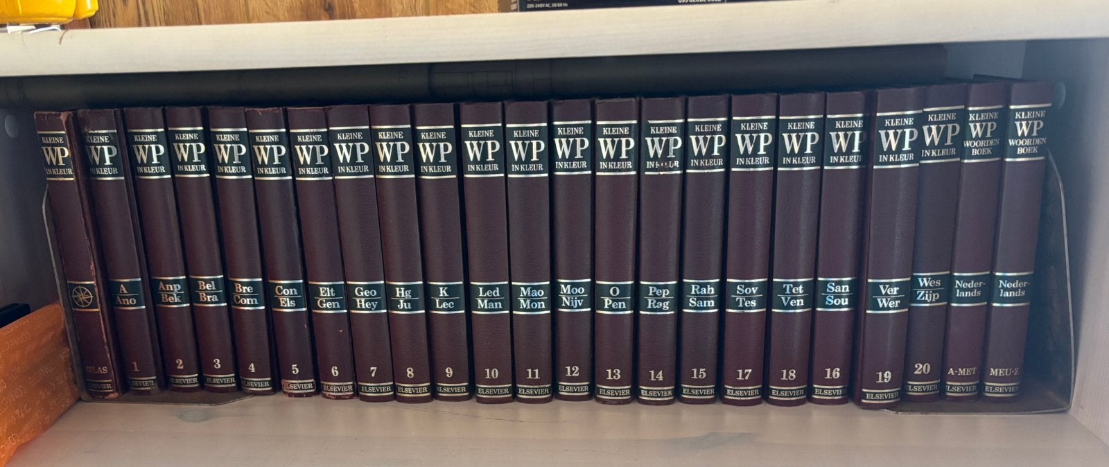 Mini encyclopedie GRATIS, Ophalen, Zo goed als nieuw, Complete serie