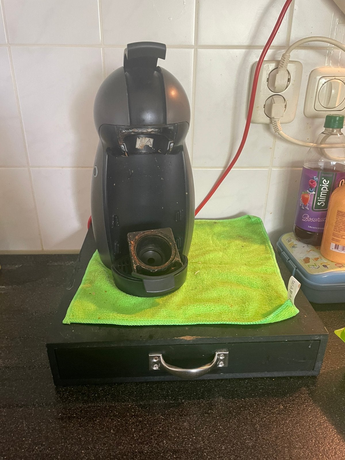Dolce gusto met cups, Ophalen, Gebruikt, Dolce Gusto, Capsulehouder