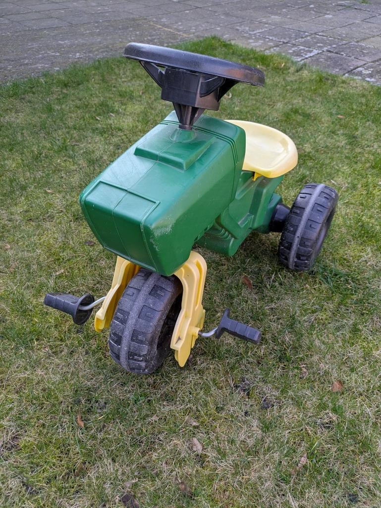 Leuke groene traptractor voor uren speelplezier, Ophalen, Gebruikt, Trapvoertuig