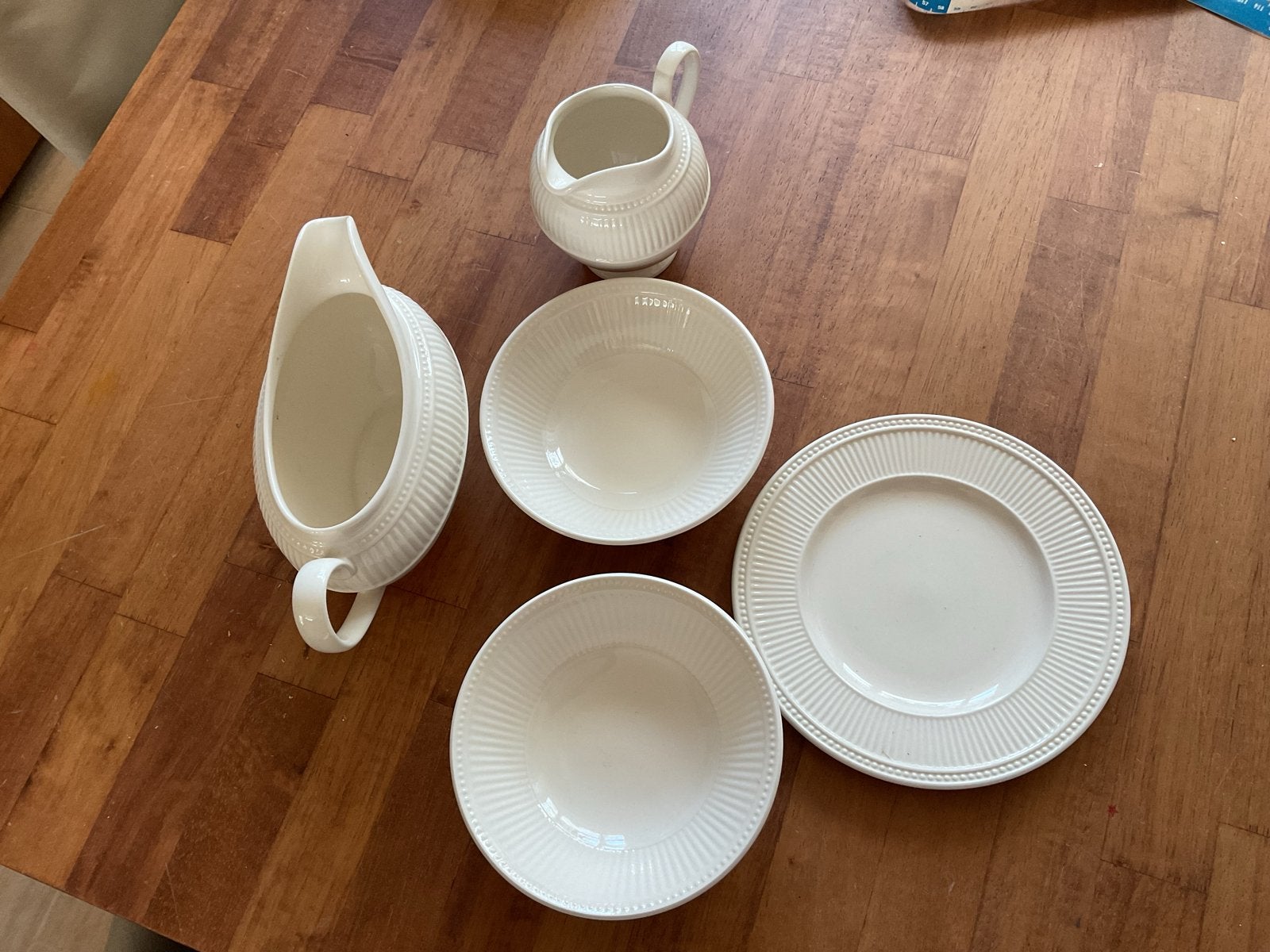 Wedgwood Windsor serviesonderdelen - 5 stuks, Klassiek, Overige typen, Ophalen of Verzenden, Zo goed als nieuw