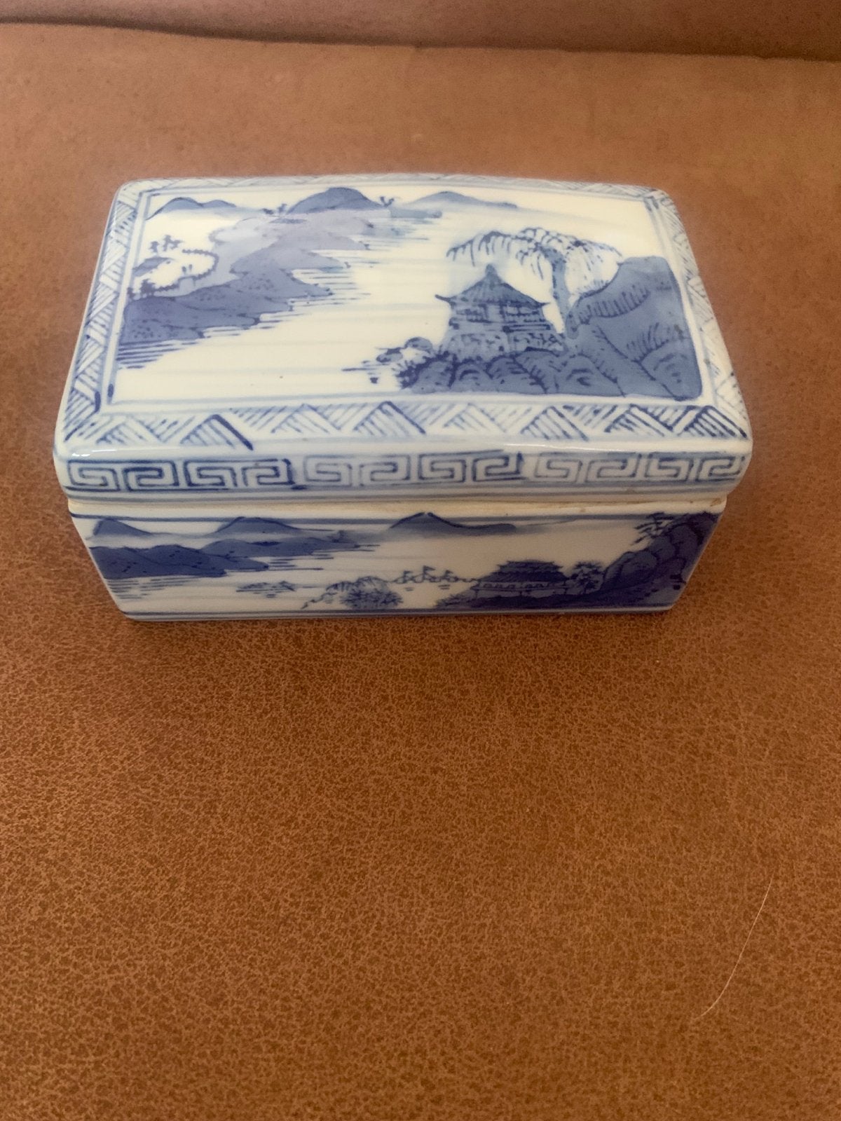 Antieke Chinese Porseleinen Doos - Blauw-Wit Landschap, Antiek en Kunst, Ophalen of Verzenden