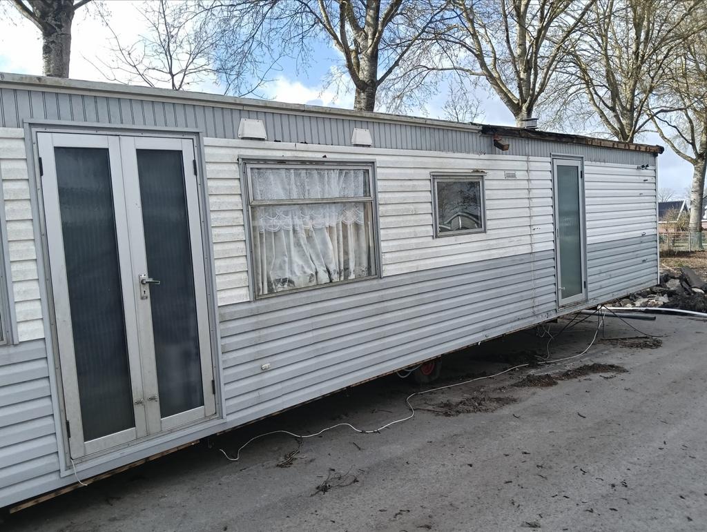 Kunststof stacaravan ca. 10x3 meter, Caravans en Kamperen, Tot en met 4