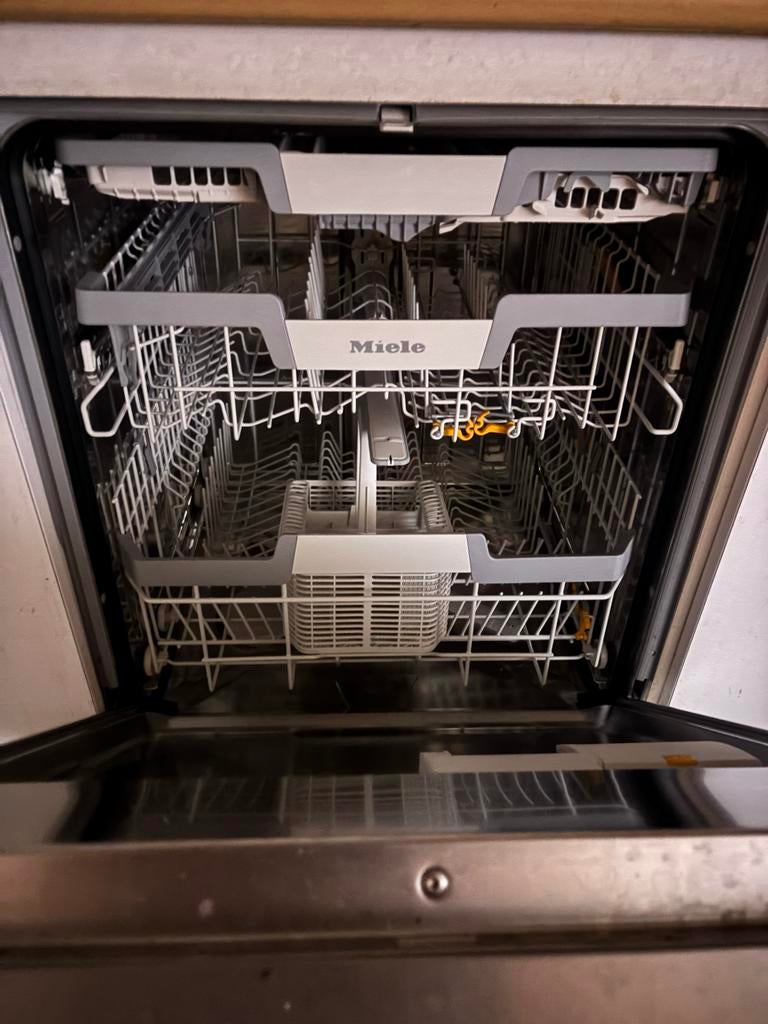 Miele G 7232 SCU Vaatwasser - Z.G.A.N. - Nieuwprijs €1300, Ophalen, Zo goed als nieuw, Inbouw, 60 cm of meer