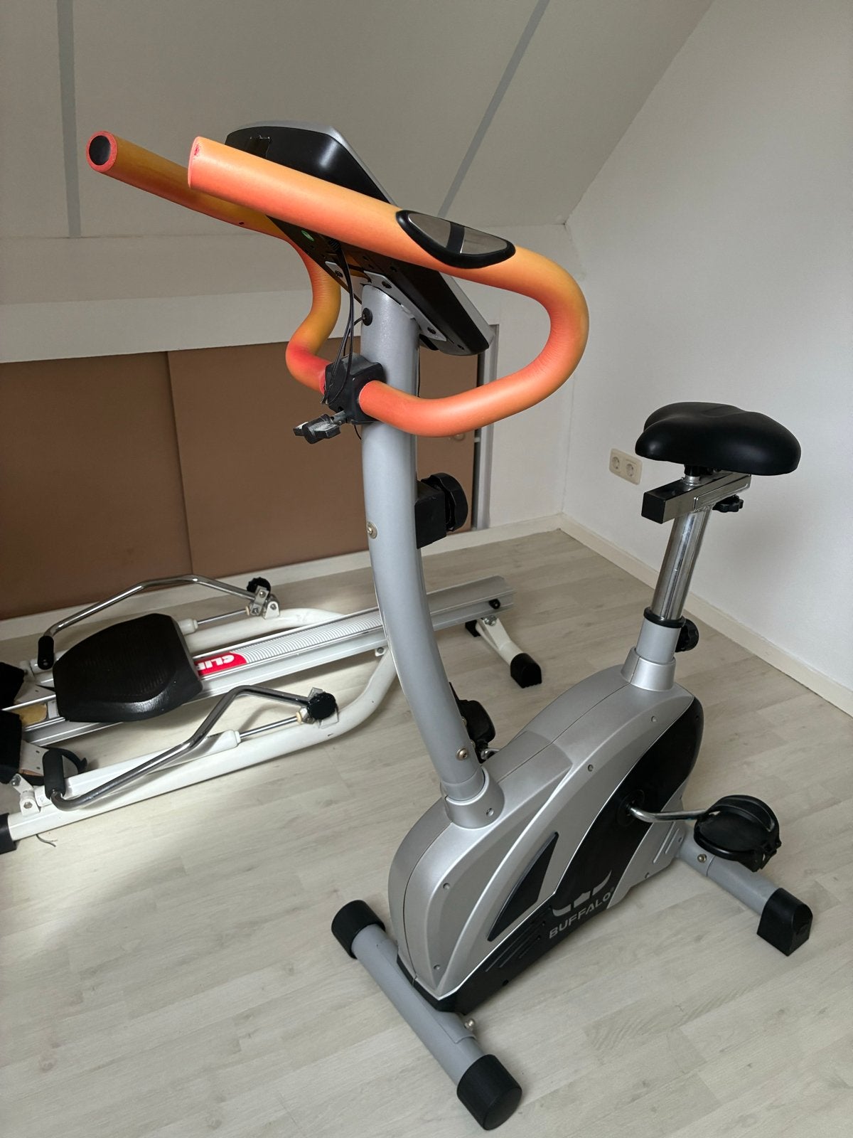 Hometrainer en Roeitrainer Set - Perfect voor Thuis Fitness, Gebruikt, Armen, Ophalen of Verzenden, Metaal