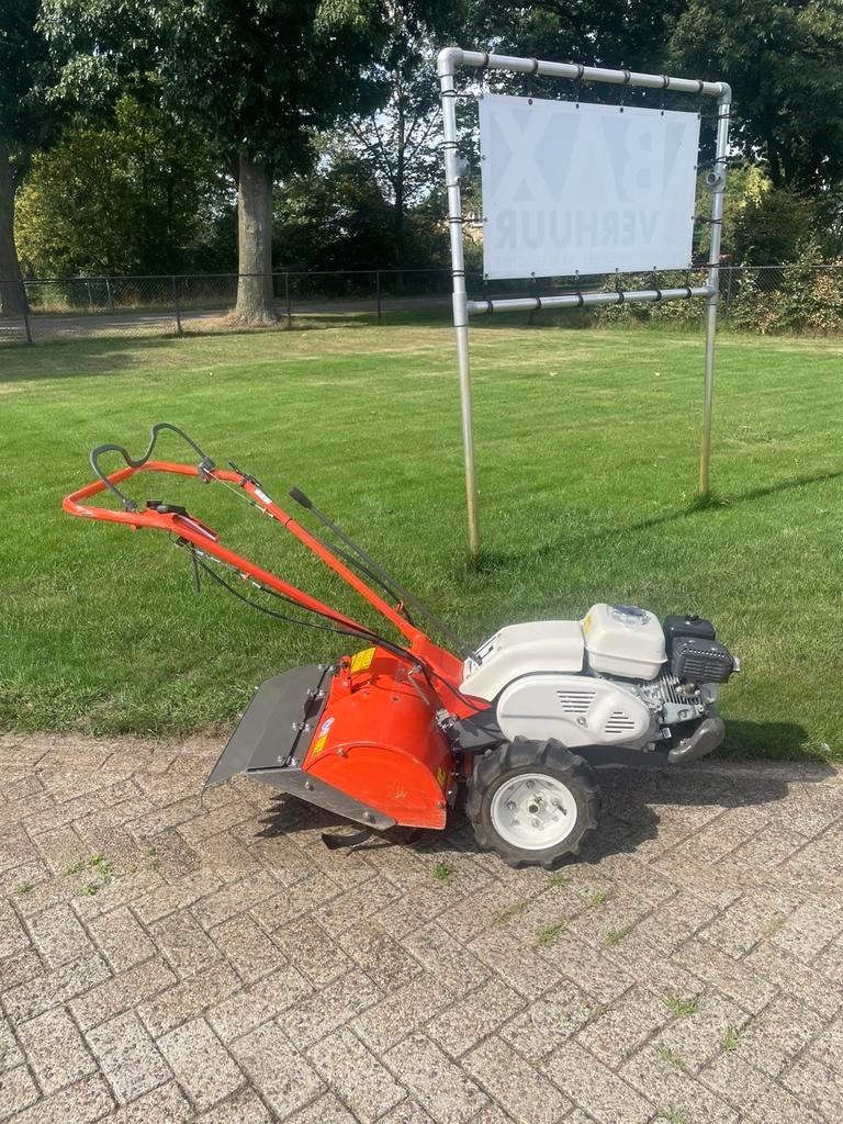 Tuinfrees Honda motor moestuin spitmachine, Tuin en Terras, Ophalen, Zo goed als nieuw