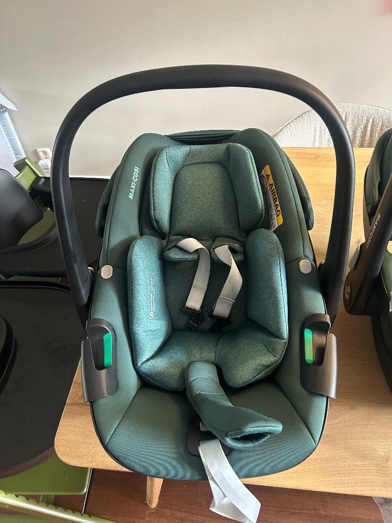 Maxi-Cosi Pebble 360 i-Size, Ophalen, Zo goed als nieuw, Isofix, 0 t/m 13 kg