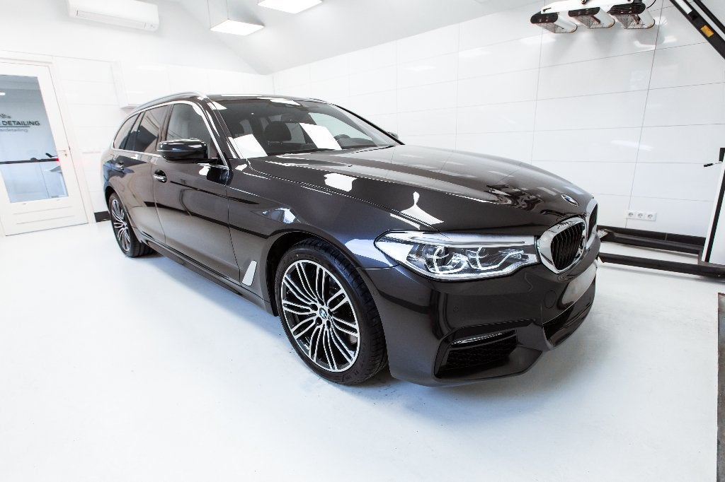 BMW 5-Serie 540i xDrive - veel opties, Auto's, BMW, 2000 kg, Leder, Stationwagon, Vierwielaandrijving
