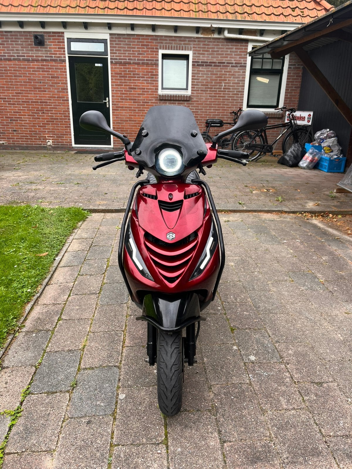 Piaggio Zip (full option), Fietsen en Brommers, Ophalen, Zo goed als nieuw, Benzine, Zip