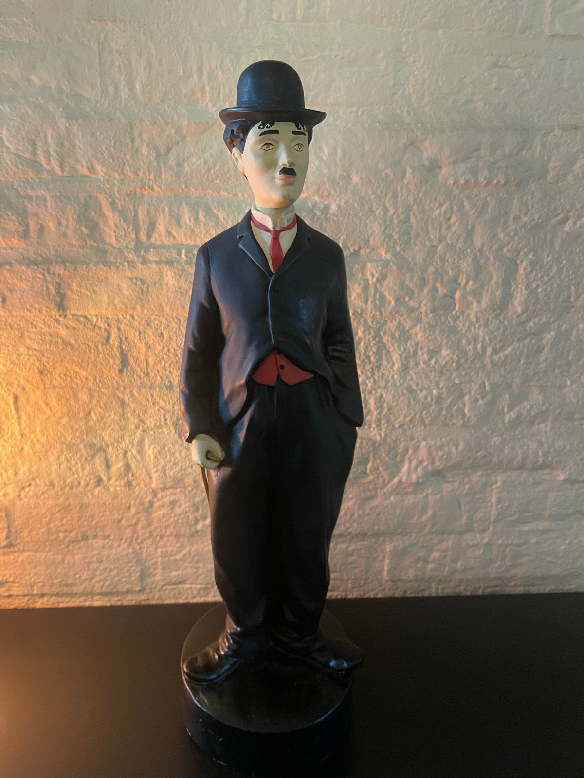 Vintage Charlie Chaplin beeld - 44 cm hoog, Ophalen of Verzenden, Zo goed als nieuw, Beeldje, Replica of Model
