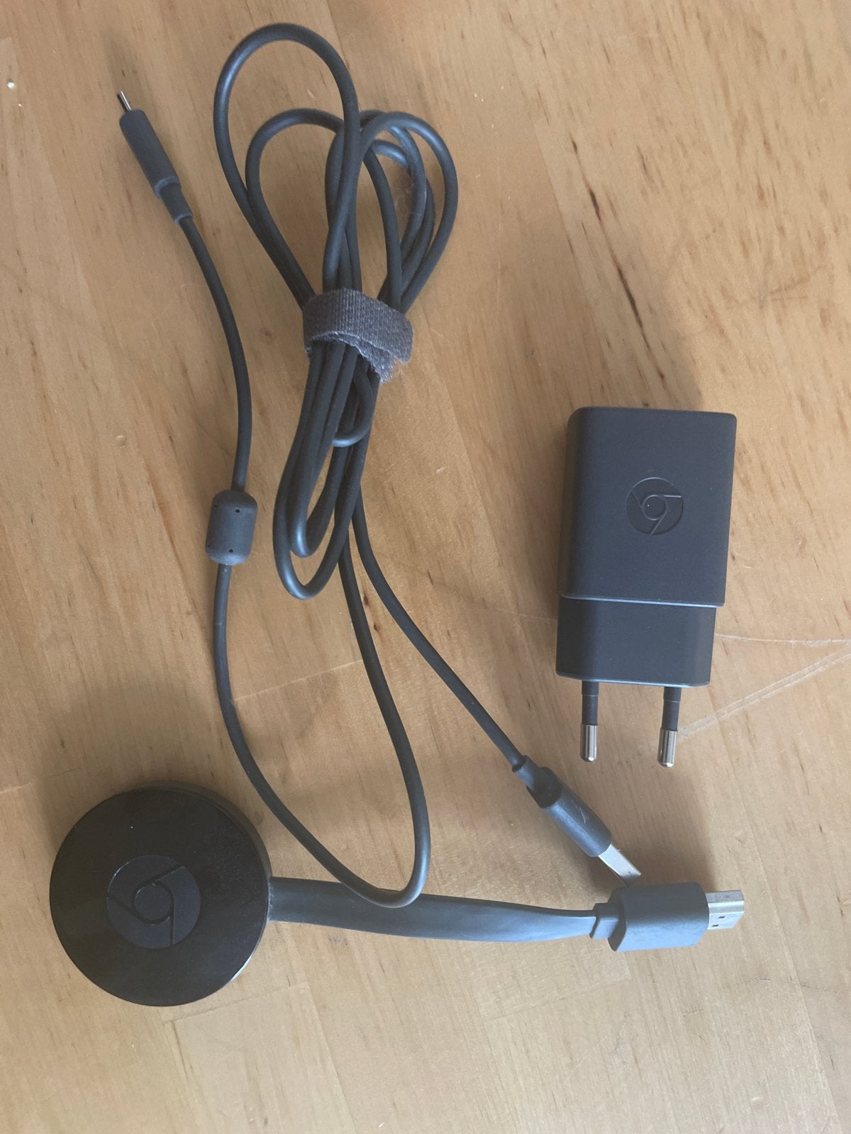 Google Chromecast Dongle NC2-6A5 - Zonder doos, Ophalen, Gebruikt, HDMI, Zonder harde schijf