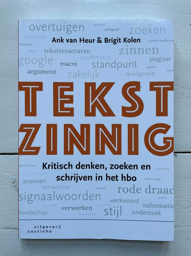 Ank van Heur - Tekstzinnig, Boeken, Ophalen of Verzenden, Zo goed als nieuw, Ank van Heur; Brigit Kolen, Nederlands