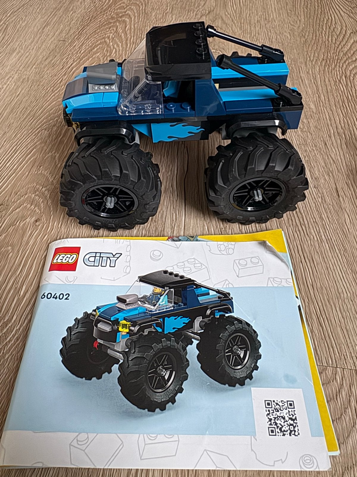 LEGO City Monstertruck 60402 met handleiding, Ophalen, Zo goed als nieuw, Overige merken