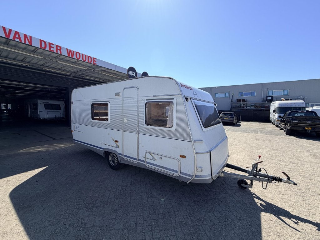 Dethleffs Family 490 TK Gezinscaravan Met voorten, Dwarsbed, Rondzit, Bedrijf, Schokbreker