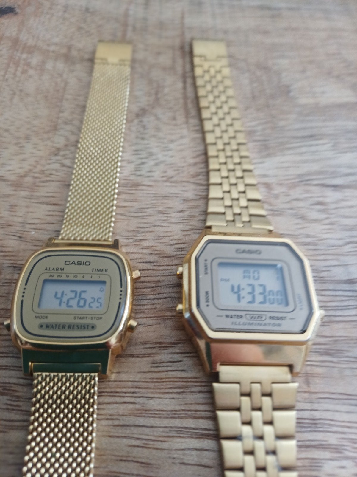 Twee retro Casio horloges - Goudkleurig, Overige merken, Polshorloge, Nieuw, Ophalen of Verzenden
