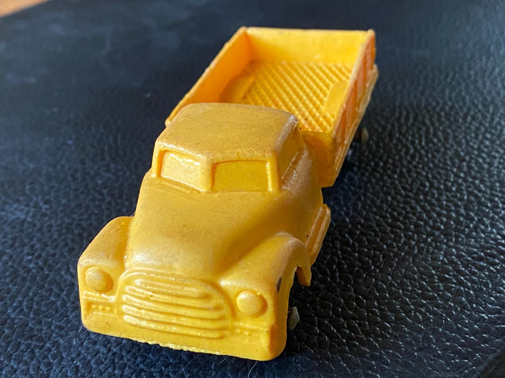 Origineel Vintage Modelauto TOMTE LARDAL 1962-1972, Verzenden, Zo goed als nieuw, Bus of Vrachtwagen