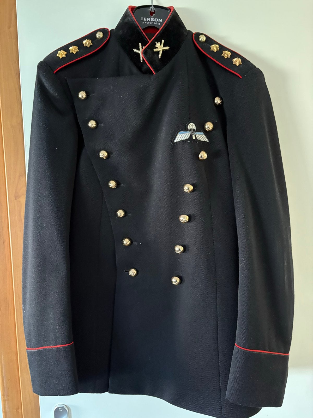 Ceremoniëel tenue Artillerie kapitein, Ophalen, Landmacht, Nederland, Kleding of Schoenen