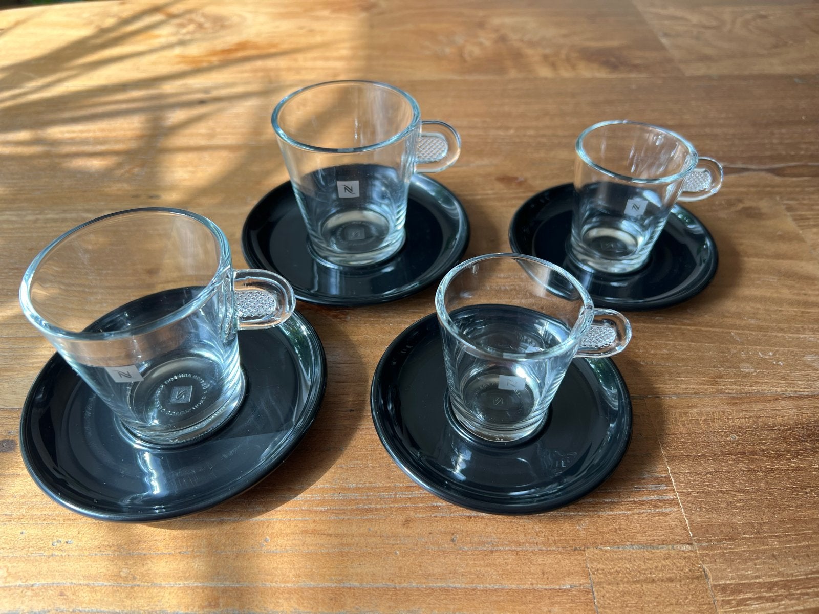 Nespresso espresso & lungo kopjes met schotels, Ophalen of Verzenden, Modern, Kop(pen) en/of Schotel(s), Glas