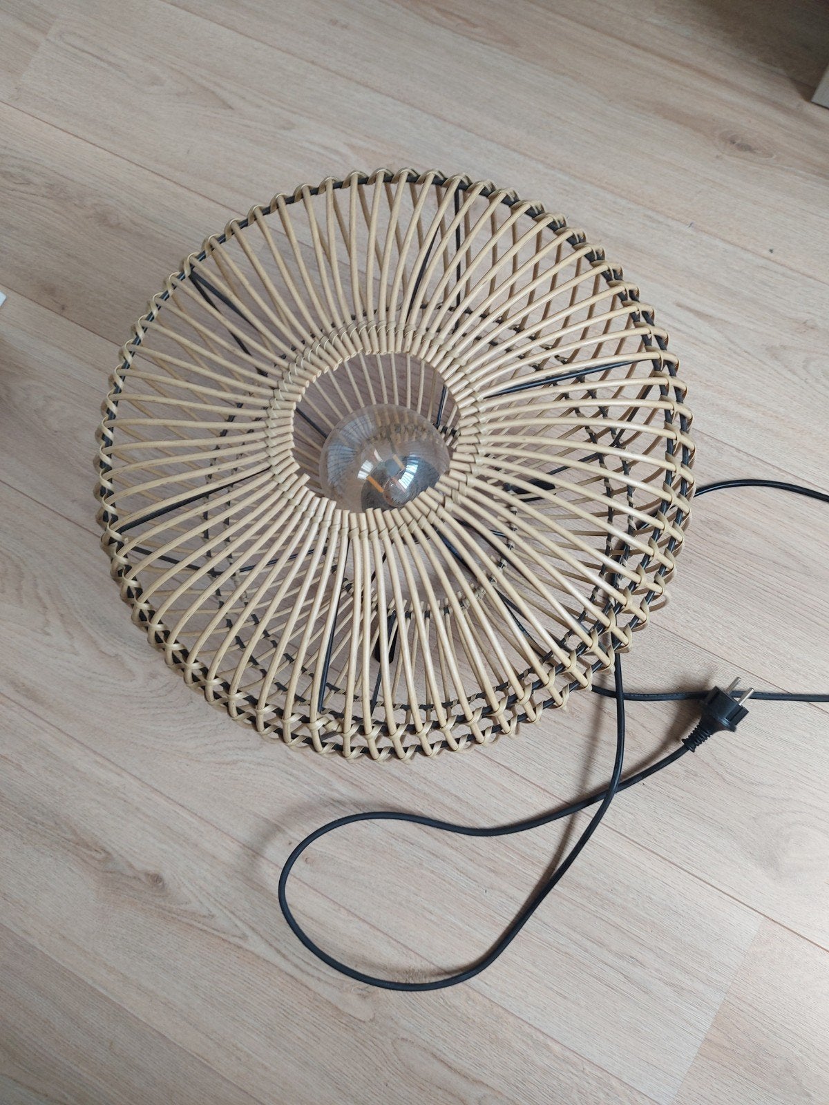 Nieuwe lamp, Huis en Inrichting, Ophalen, Nieuw, Overige materialen, Minder dan 100 cm