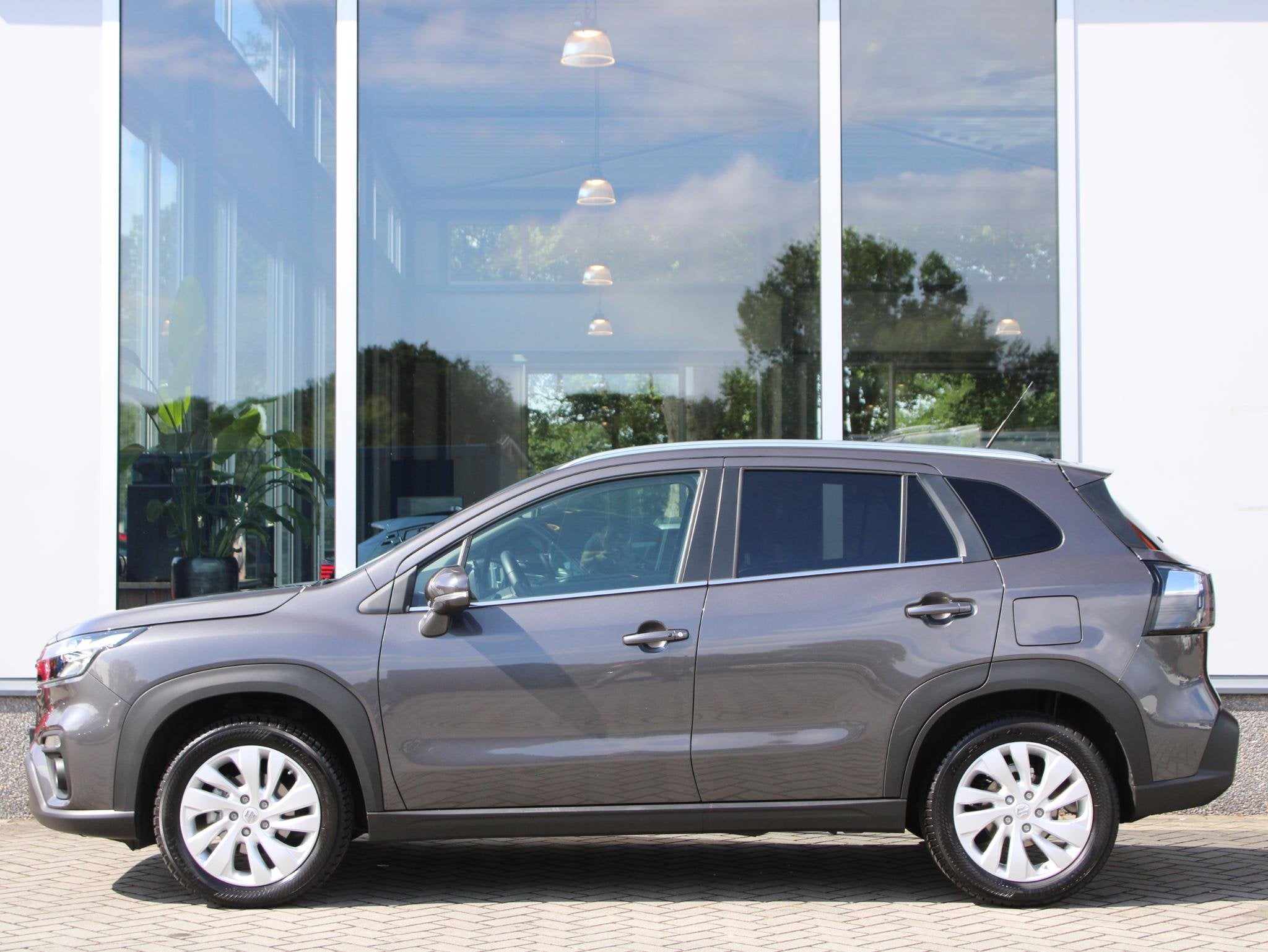 Suzuki S-Cross 1.4 Boosterjet Select Hybrid Allseason banden, Auto's, 12 maanden, Stof, Gebruikt, 4 cilinders