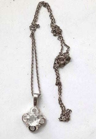 Zilveren hanger met grote bergkristal en ketting, 835 S, Ophalen of Verzenden, Zo goed als nieuw, Zilver, Zilver