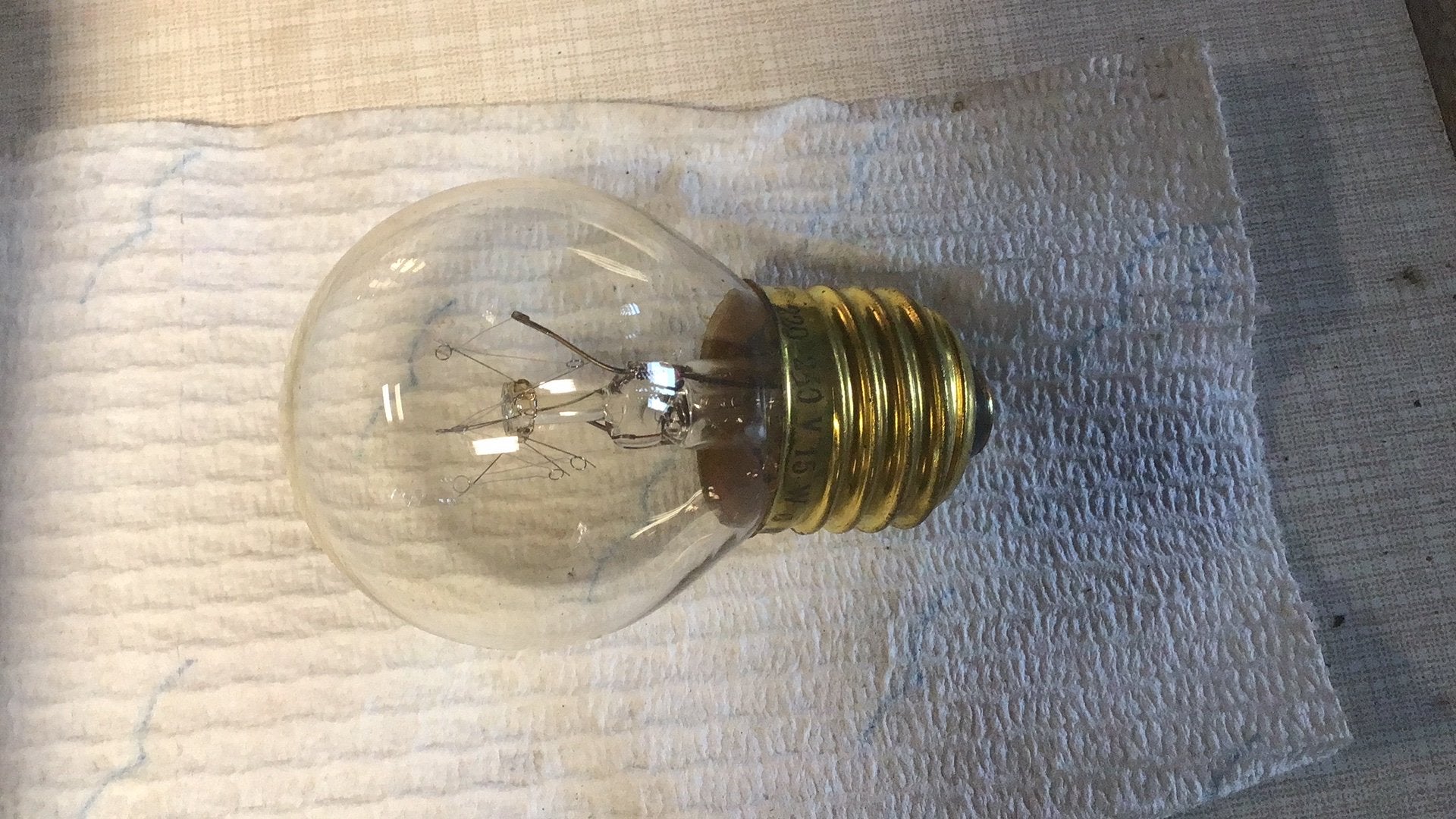 Heldere kogellamp 15 watt E 27 fitting, 16 stuks., Ophalen of Verzenden, Zo goed als nieuw