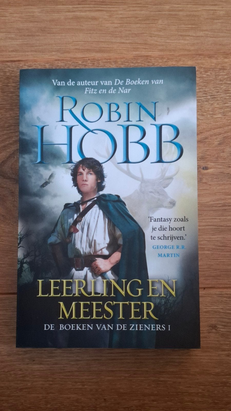 Robin Hobb - Leerling en Meester (De Boeken van de Ziener), Ophalen of Verzenden, Zo goed als nieuw, Robin Hobb