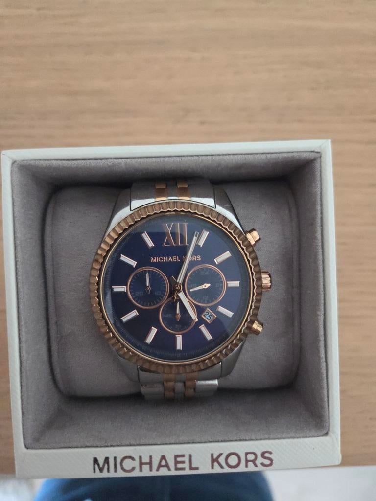 Michael Kors horloge met diepblauwe wijzerplaat, Sieraden, Tassen en Uiterlijk, Horloges | Dames, Overige merken, Staal, Staal