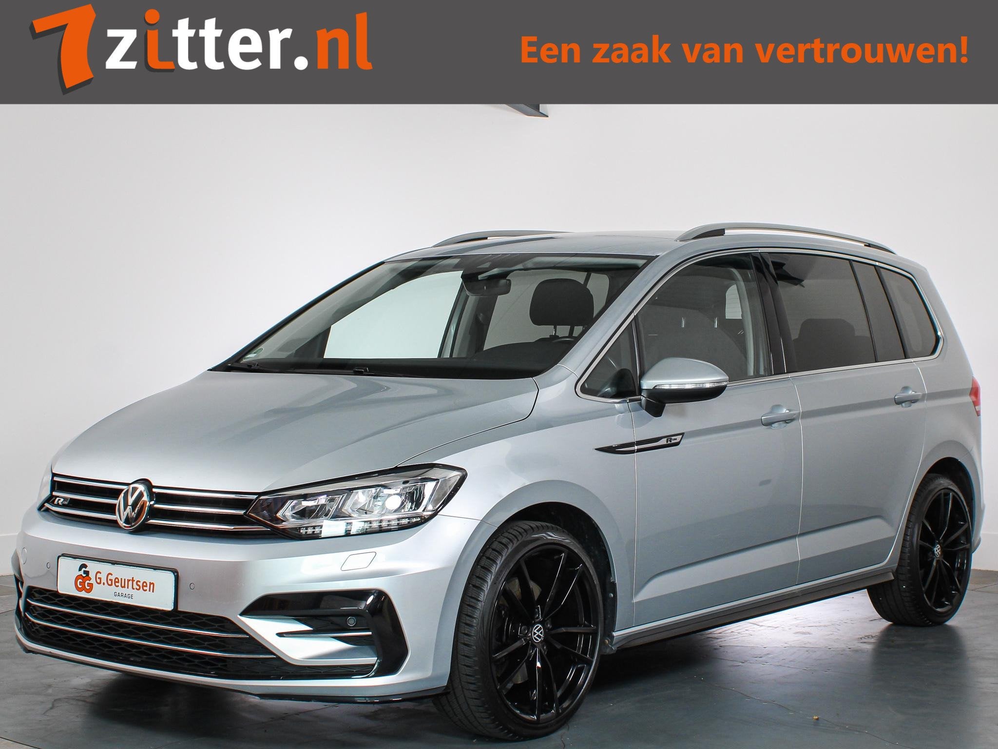 Volkswagen Touran 1.4 TSI Highline R-line, 7-Persoons, Trekh, Gebruikt, 4 cilinders, 150 pk, 7 stoelen
