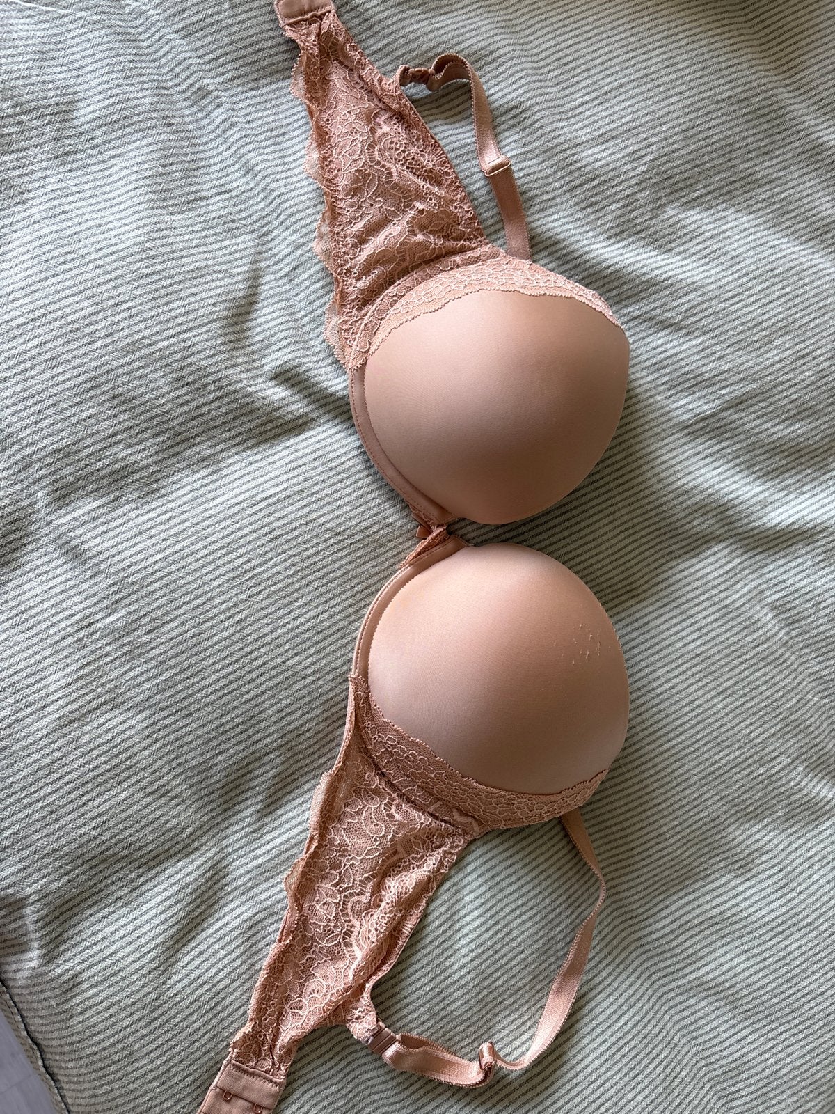 Victoria's Secret BH 34D - Beige met kant, Kleding | Dames, Ophalen, Beige, BH