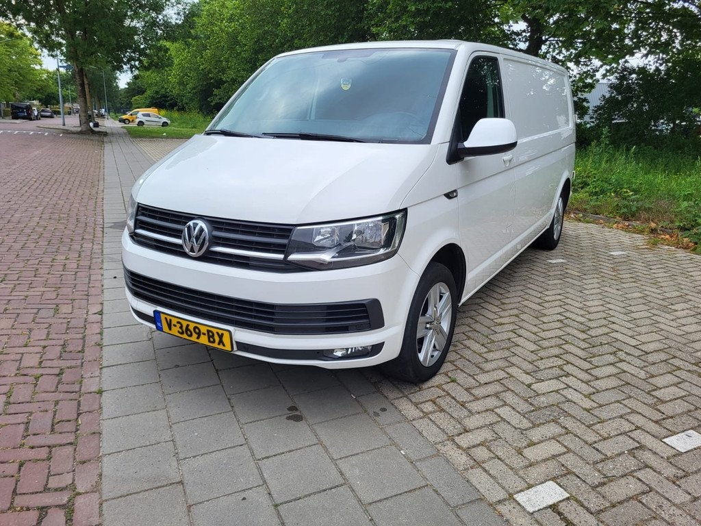 Volkswagen Transporter 2.0 TDI L2H1 DC Comfortline, Gebruikt, Euro 6, 4 cilinders, 150 pk