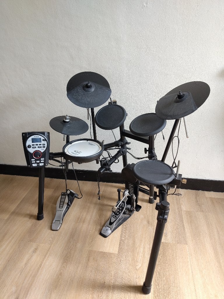 Electronische drumstel Roland TD-11 met Mesh snare drum, Ophalen, Gebruikt, Roland, Elektronisch