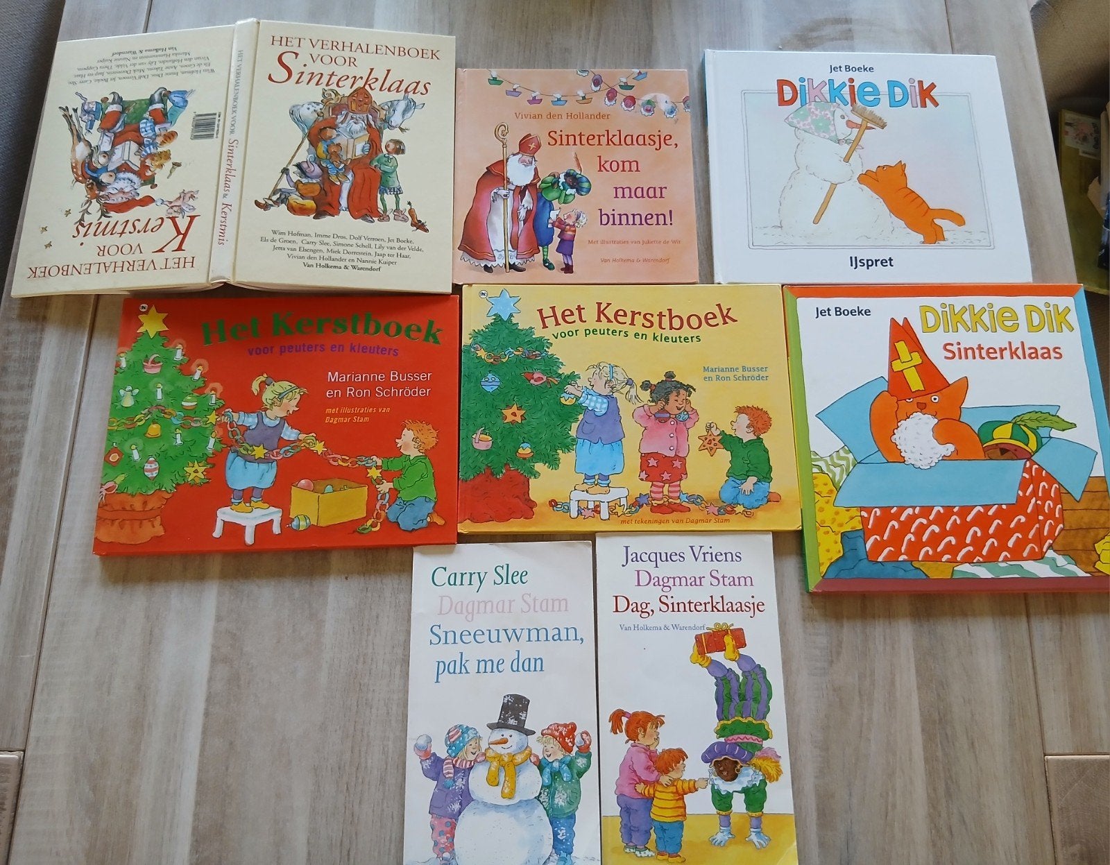 8 sinterklaas en kerst kinderboeken, Boeken, Ophalen of Verzenden, Gelezen, 3 tot 4 jaar