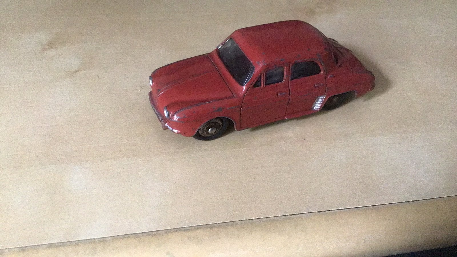 DINKY TOYS RENAULT DAUPHINE ORIGINEEL GEEN ATLAS, Hobby en Vrije tijd, Ophalen of Verzenden, Gebruikt, Dinky Toys