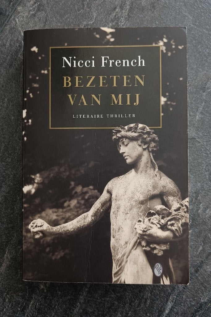 Bezeten van mij (Nicci French), Ophalen of Verzenden, Zo goed als nieuw, Nicci French