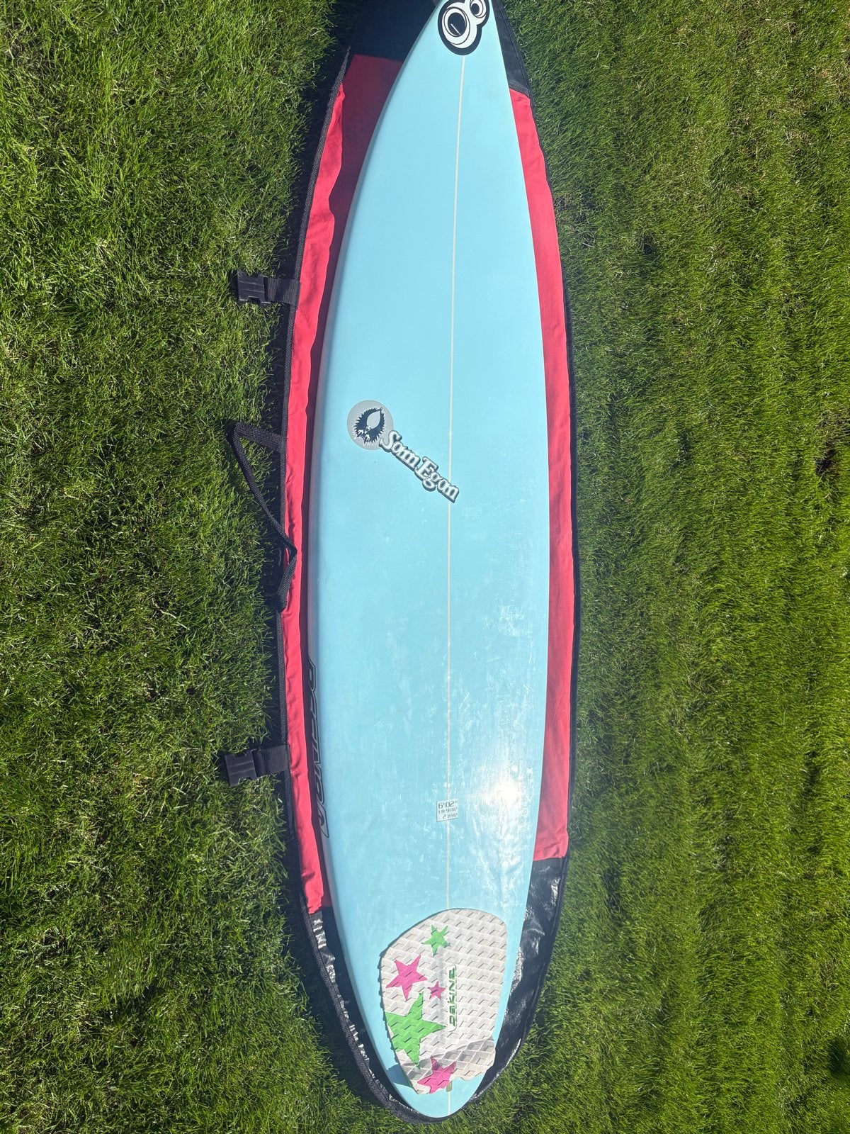 Sam Egan Shortboard 6'02" met tas en vinnen, Watersport en Boten, Ophalen, Gebruikt, Shortboard, Met vinnen