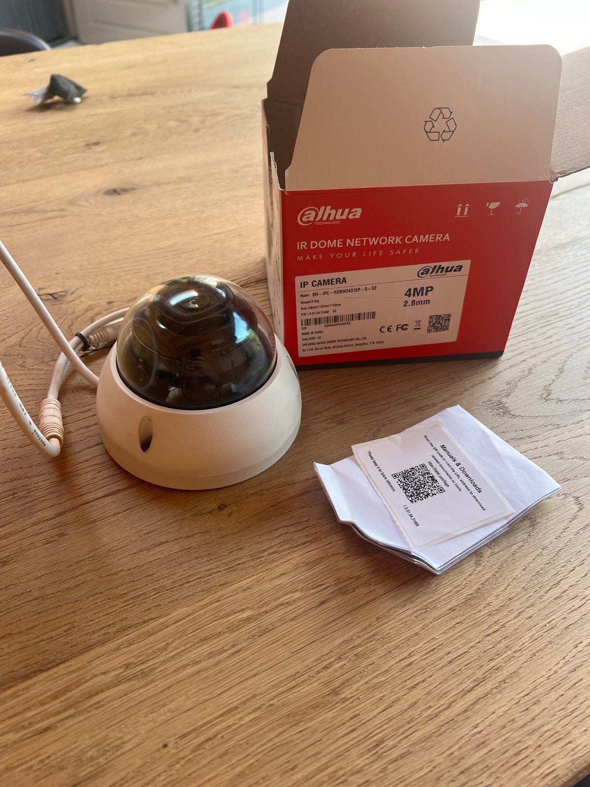 Dahua IP Camera 4MP - DH-IPC-HDBW5442EP-ZE, Ophalen of Verzenden, Zo goed als nieuw, Buitencamera