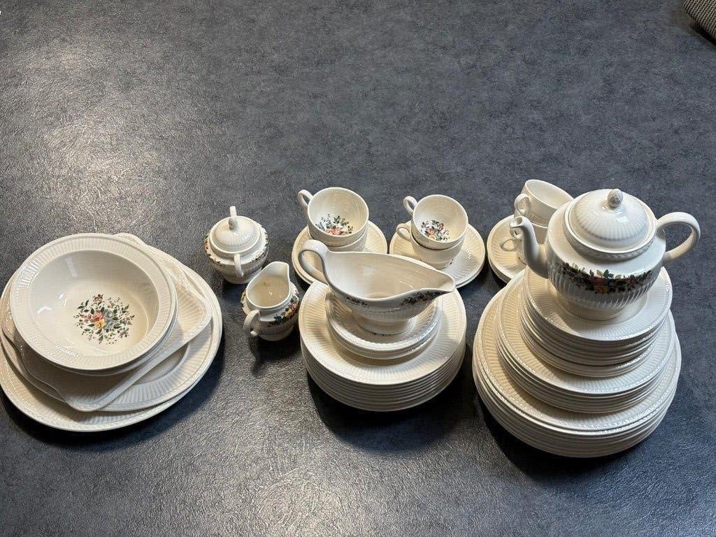 Wedgwood Conway, Overige typen, Ophalen of Verzenden, Zo goed als nieuw, Overige stijlen