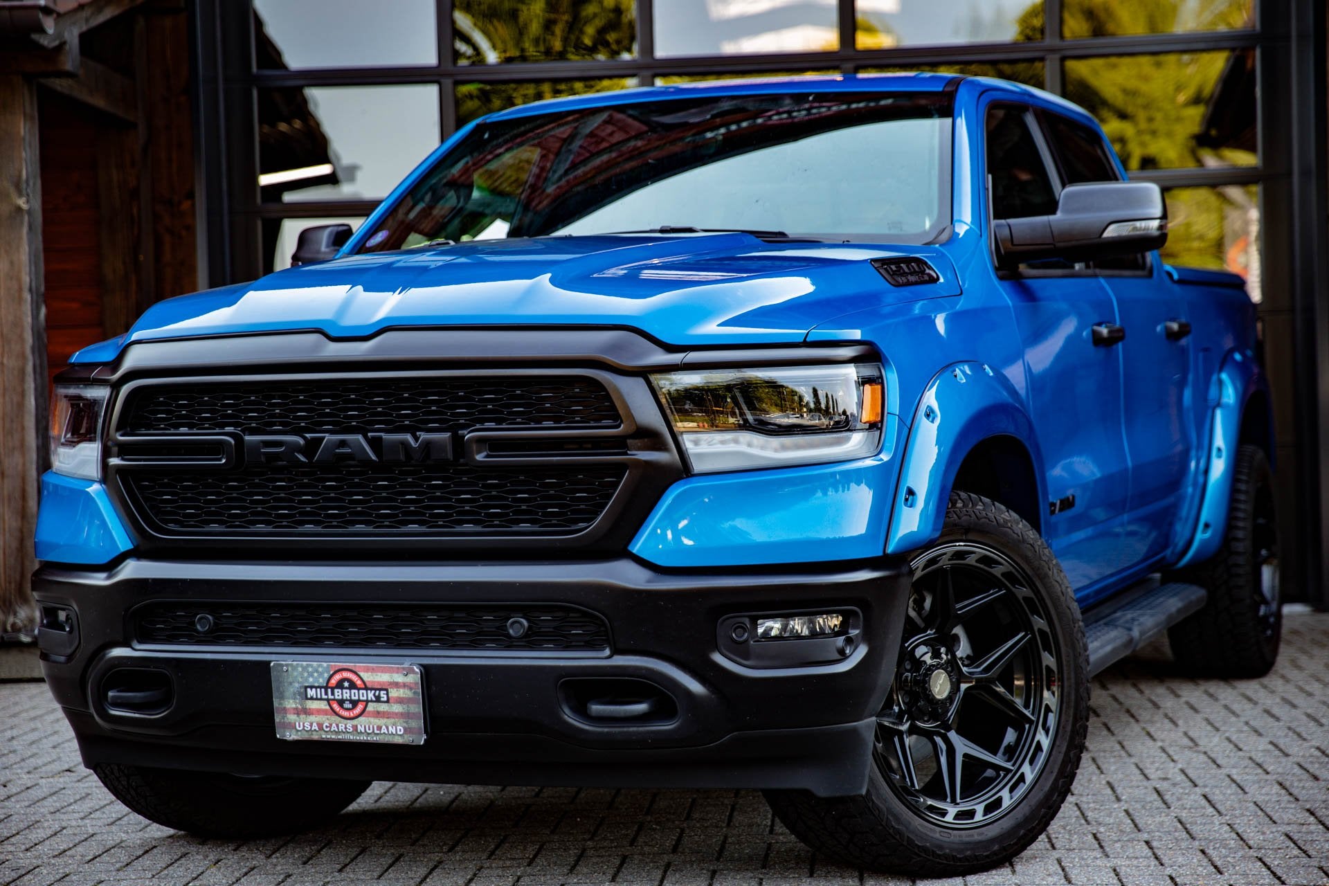Dodge Ram 1500 5.7 V8 | wide body | 6 zits op kenteken | Pan, Auto's, Automaat, Gebruikt, 5654 cc, Blauw