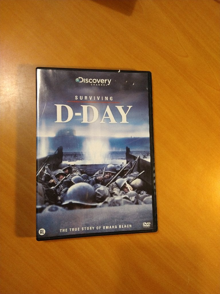 DVD Surviving D-Day, Alle leeftijden, Ophalen of Verzenden, Zo goed als nieuw, Oorlog of Misdaad