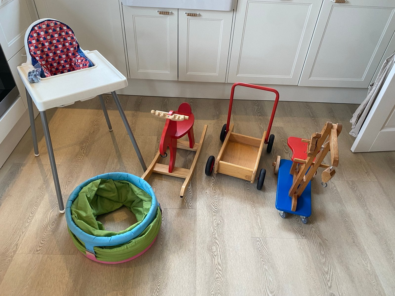Baby- en kinderartikelen: kinderstoel, loopwagen, speelgoed, Ophalen, Gebruikt, Jongen of Meisje