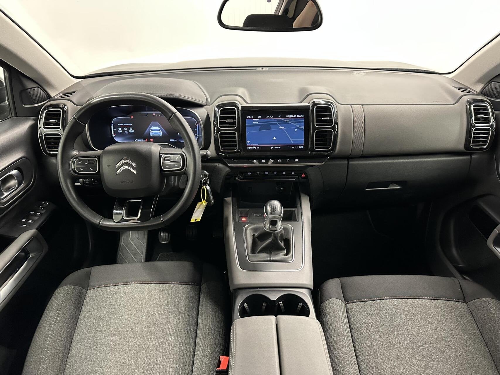 Citroen C5 Aircross 1.2 PureTech Business TREKHAAK CAMERA CA, Auto's, Citroën, Voorwielaandrijving, 1350 kg, Stof, Gebruikt